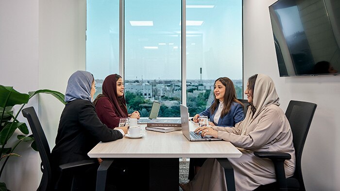 meeting-room-product-table-saudi-arabia-1.jpg